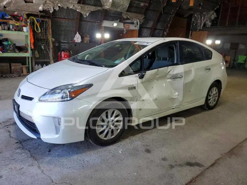 2012 Toyota PRIUS фото