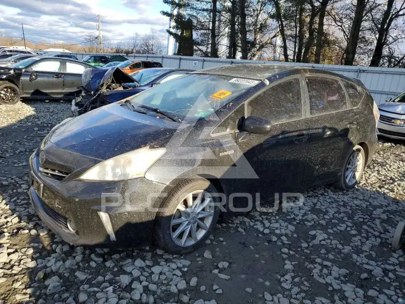 2012 Toyota PRIUS фото