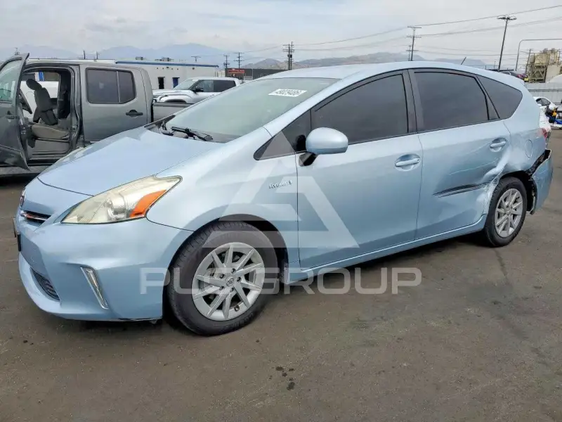 2012 Toyota PRIUS фото