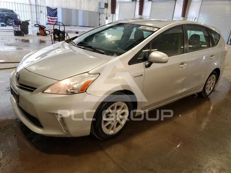 2012 Toyota PRIUS фото