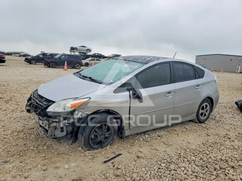 2012 Toyota PRIUS фото