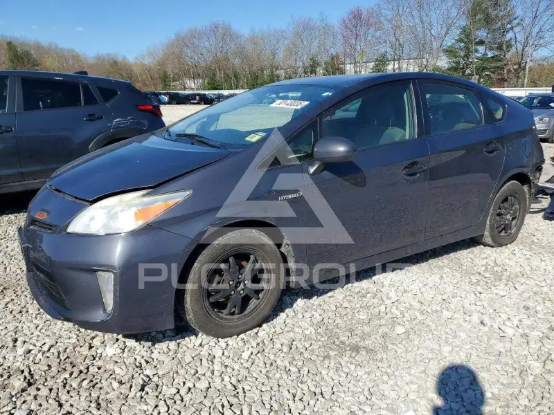 2012 Toyota PRIUS фото