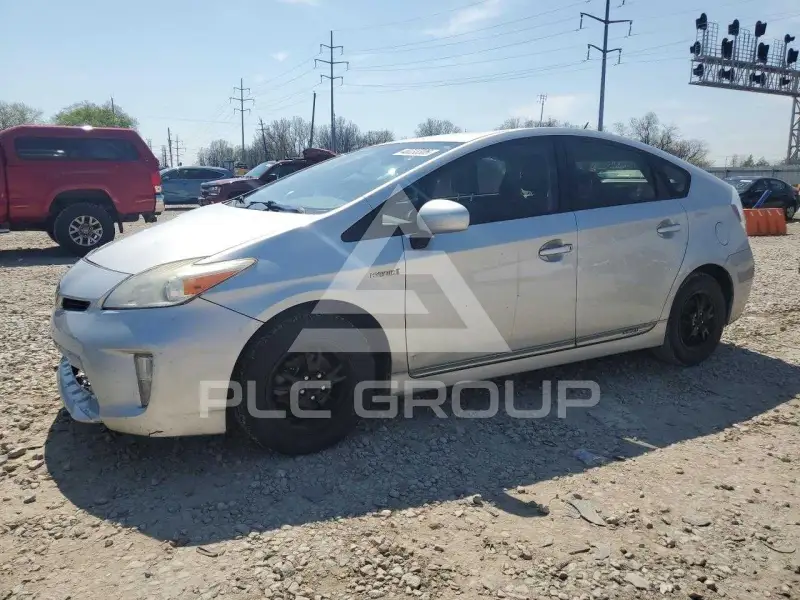 2012 Toyota PRIUS фото