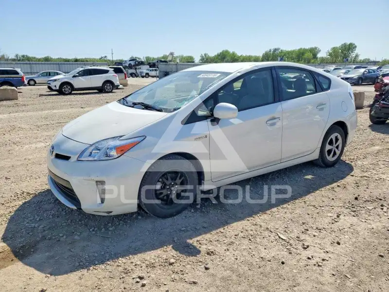 2012 Toyota PRIUS photo