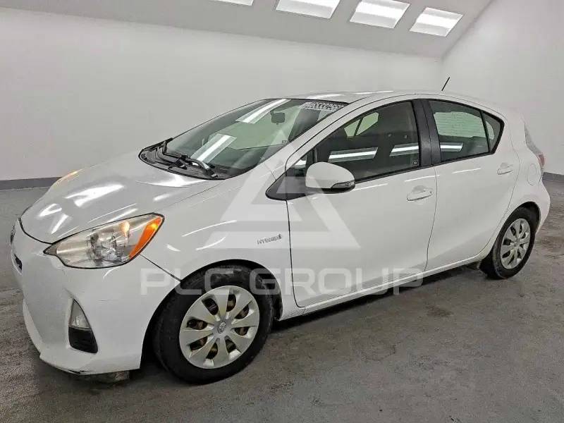 2012 Toyota PRIUS фото