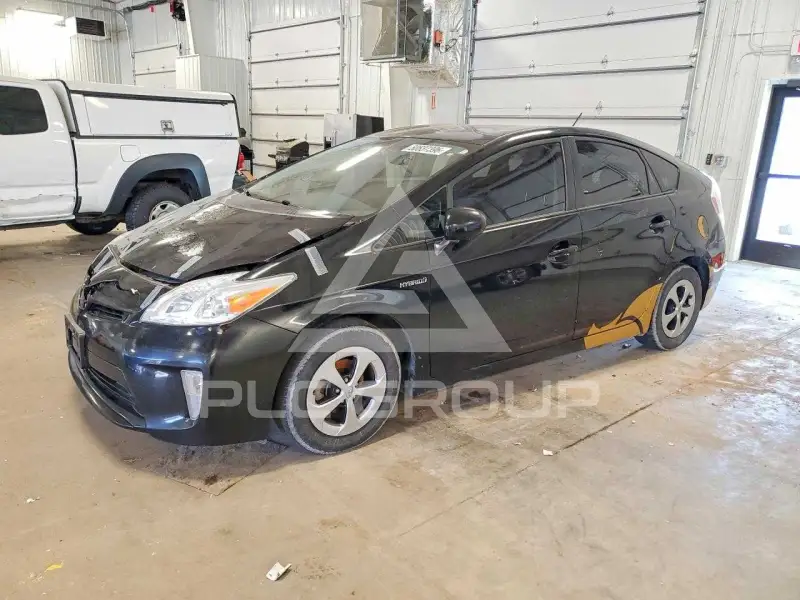 2012 Toyota PRIUS фото