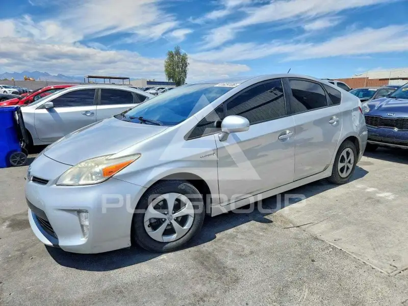 2012 Toyota PRIUS фото