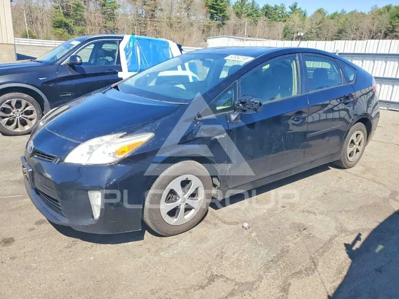2012 Toyota PRIUS фото