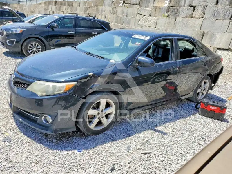 2012 Toyota CAMRY photo