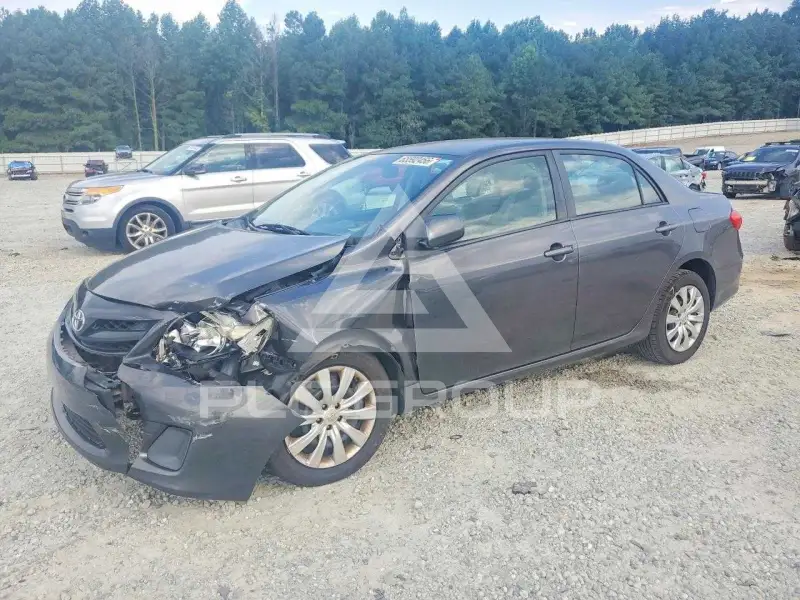 2012 Toyota COROLLA фото
