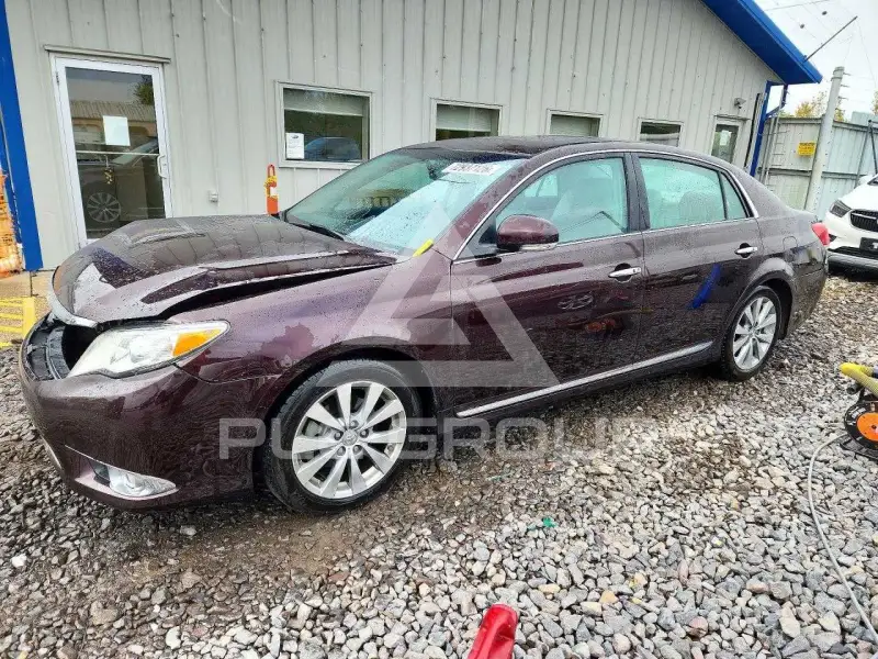 2012 Toyota AVALON фото