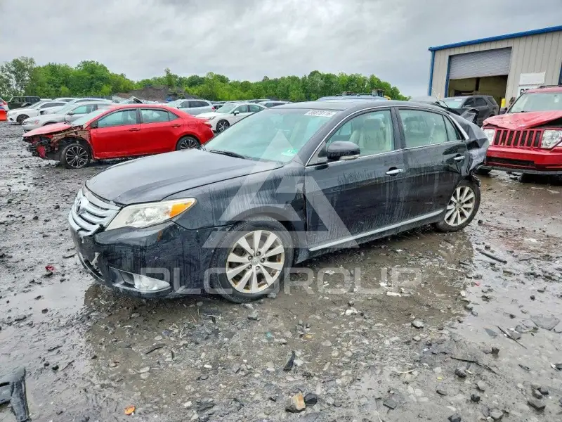 2012 Toyota AVALON фото