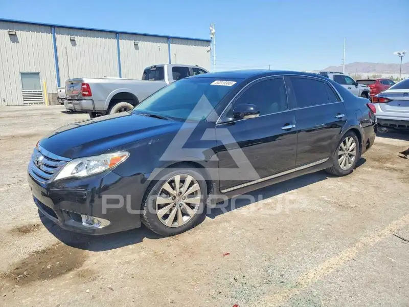 2012 Toyota AVALON фото