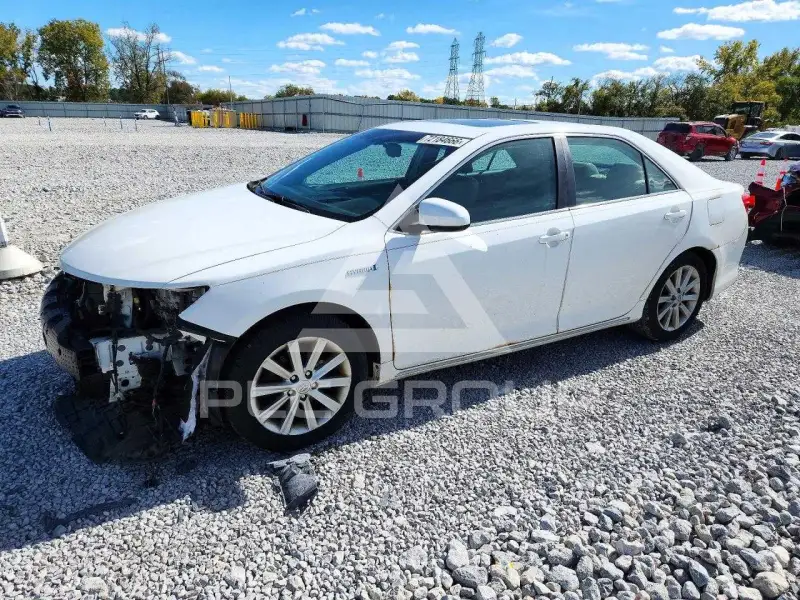 2012 Toyota CAMRY фото
