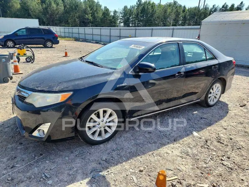 2012 Toyota CAMRY фото