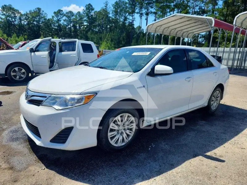 2012 Toyota CAMRY фото