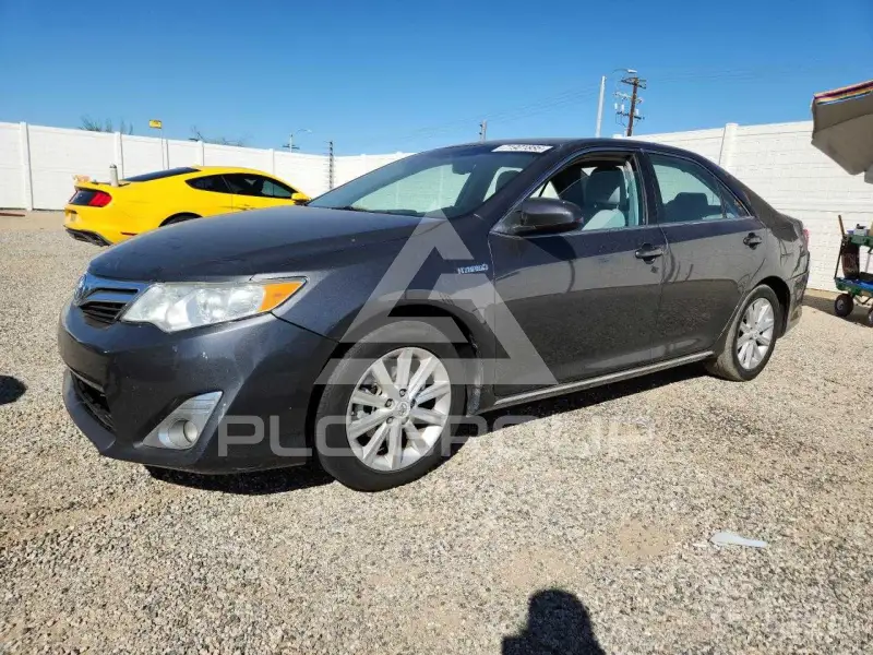 2012 Toyota CAMRY photo