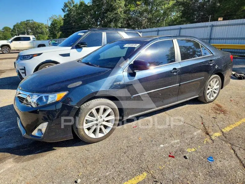 2012 Toyota CAMRY photo