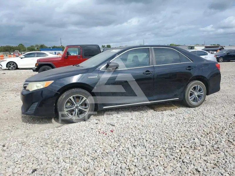 2012 Toyota CAMRY фото
