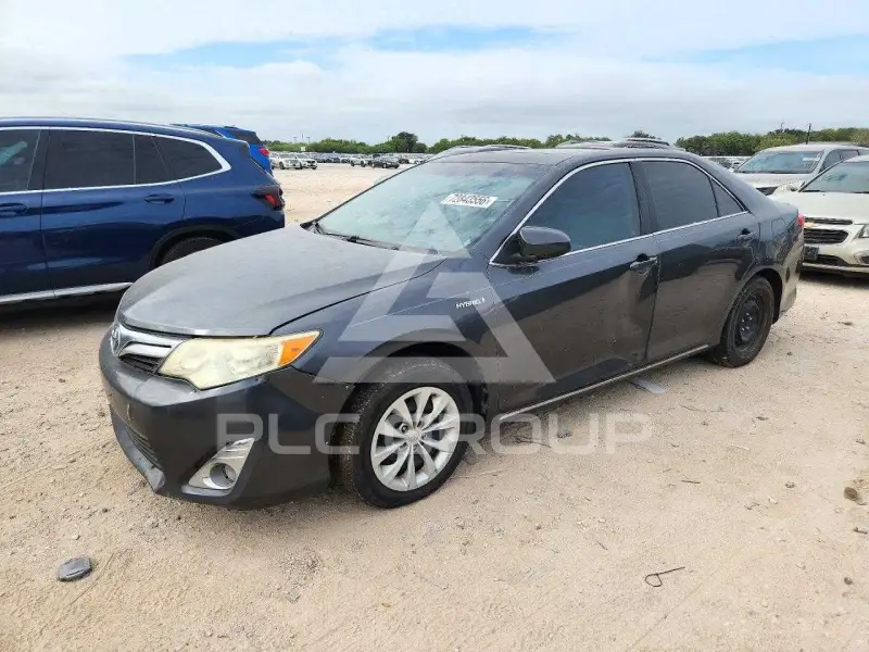 2012 Toyota CAMRY фото