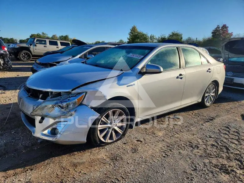 2012 Toyota CAMRY фото