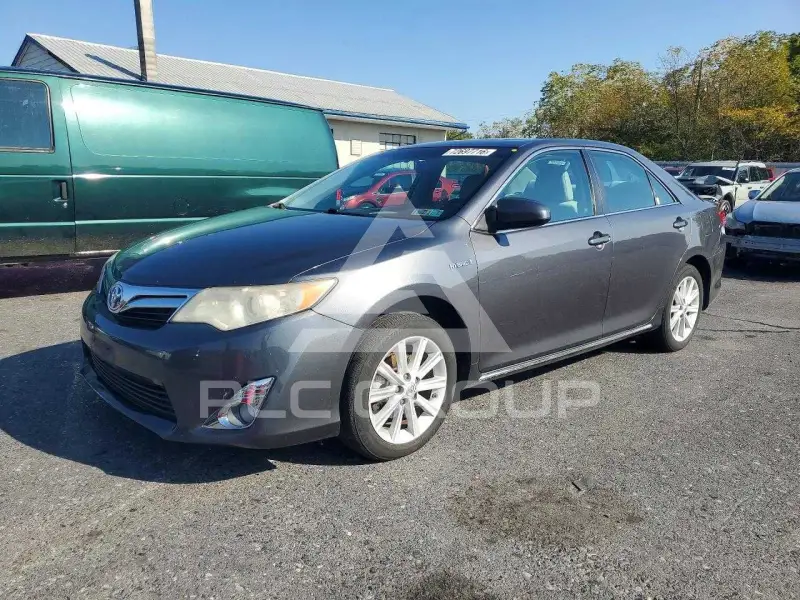 2012 Toyota CAMRY фото