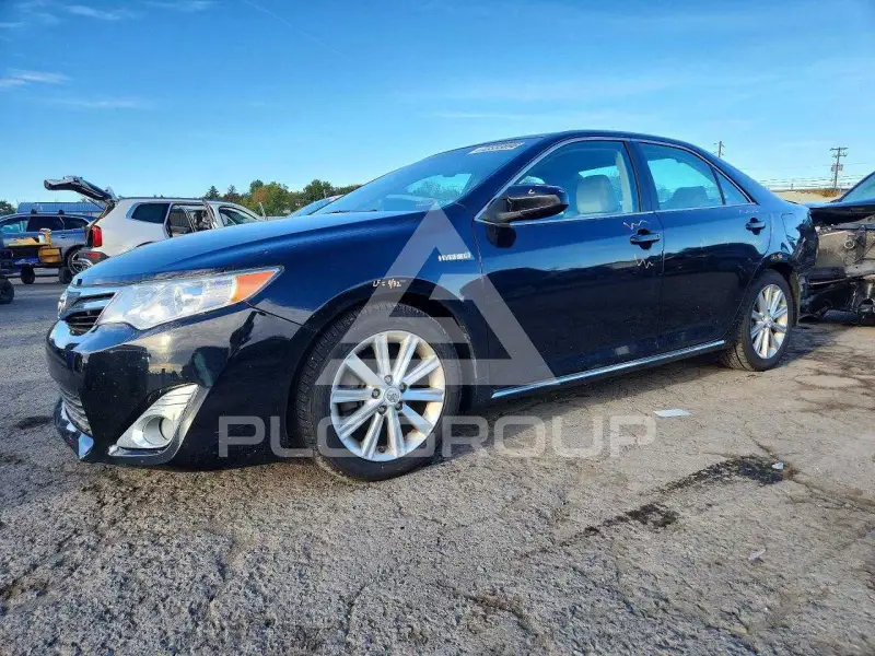 2012 Toyota CAMRY photo