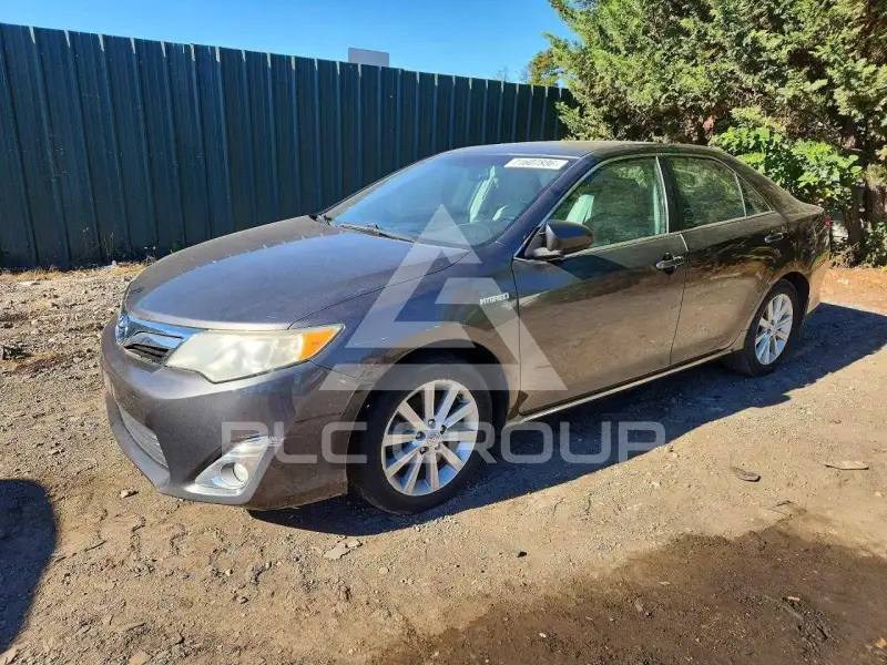 2012 Toyota CAMRY фото