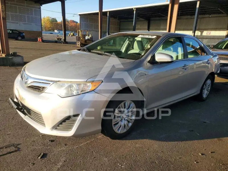 2012 Toyota CAMRY фото