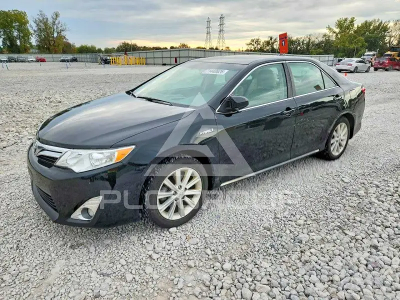 2012 Toyota CAMRY фото