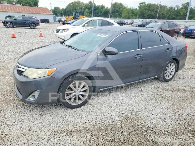 2012 Toyota CAMRY фото