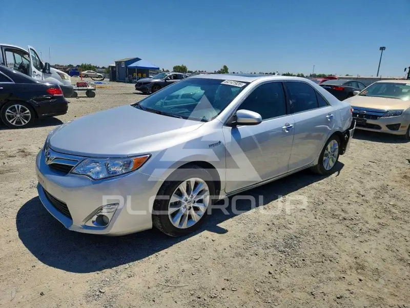 2012 Toyota CAMRY photo