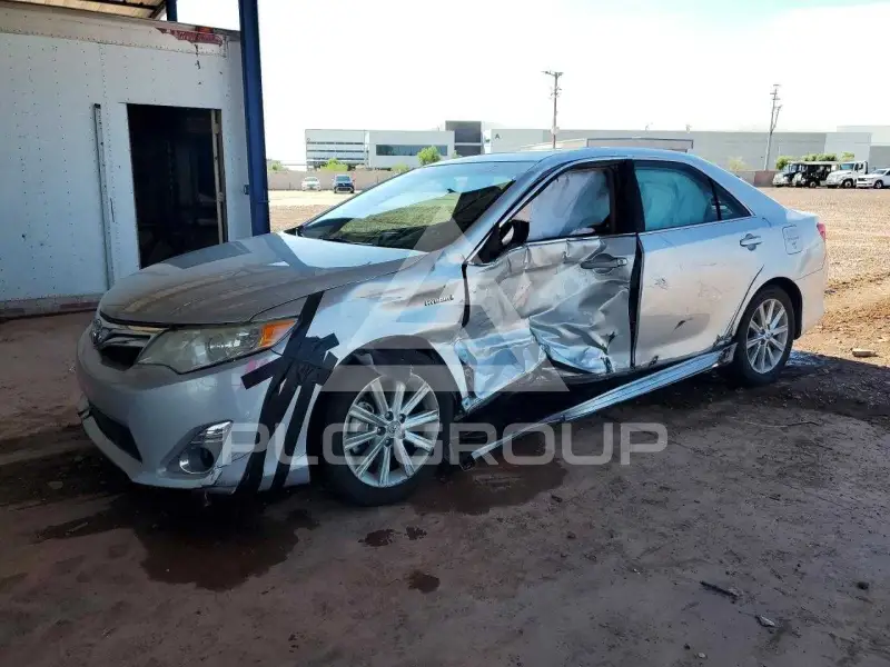 2012 Toyota CAMRY фото