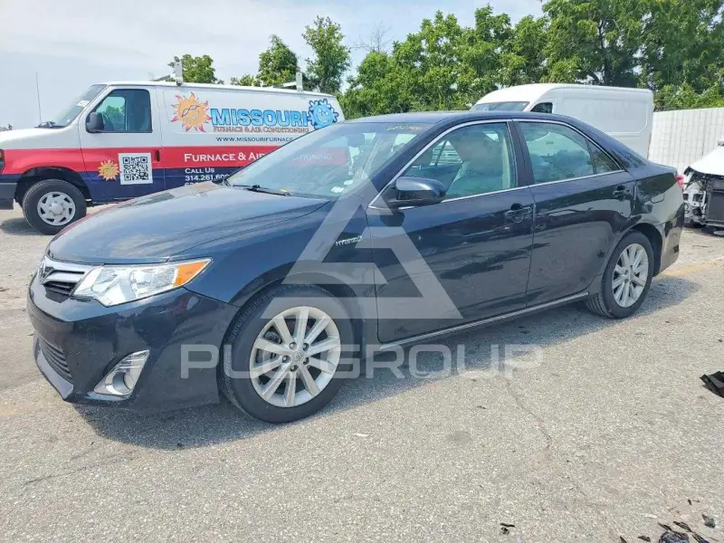 2012 Toyota CAMRY photo