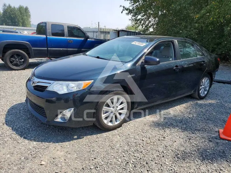2012 Toyota CAMRY фото