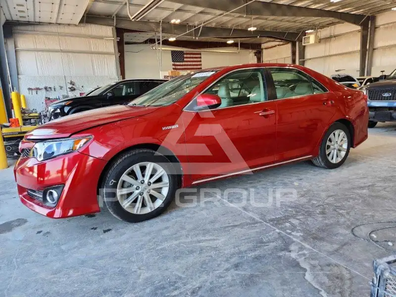 2012 Toyota CAMRY photo