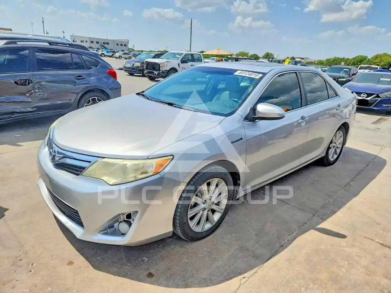 2012 Toyota CAMRY фото