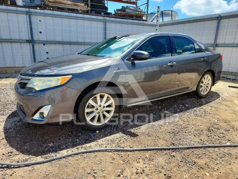 2012 Toyota CAMRY фото
