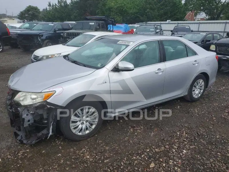 2012 Toyota CAMRY фото