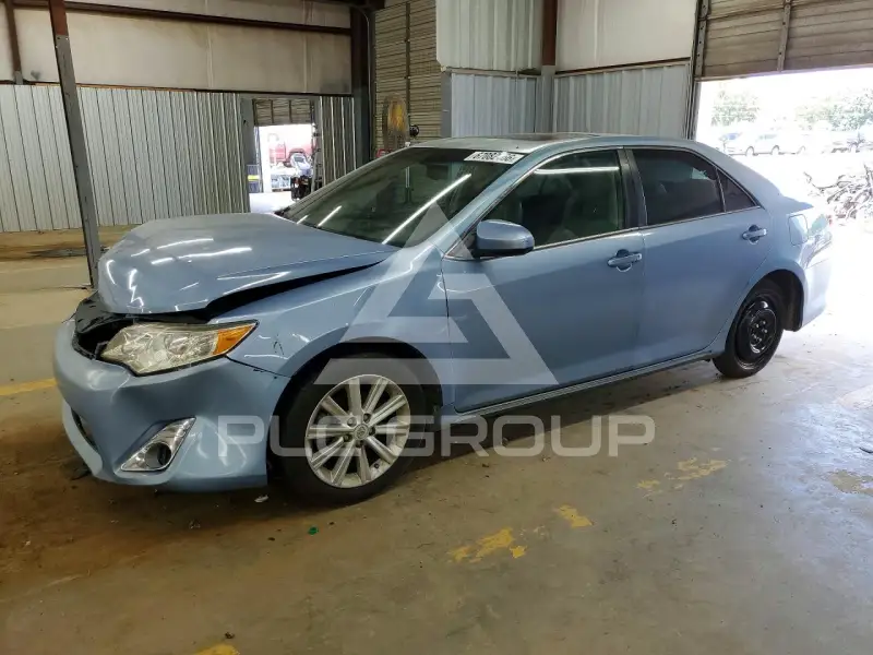 2012 Toyota CAMRY фото