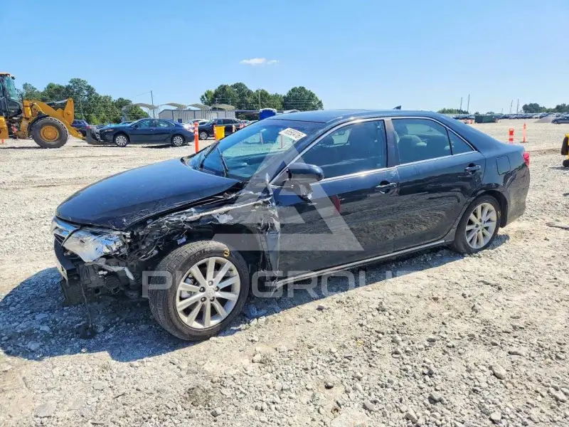 2012 Toyota CAMRY фото