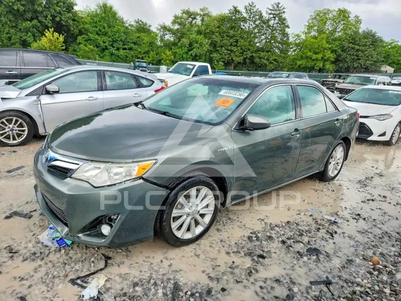 2012 Toyota CAMRY фото