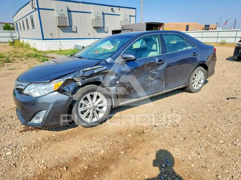 2012 Toyota CAMRY фото