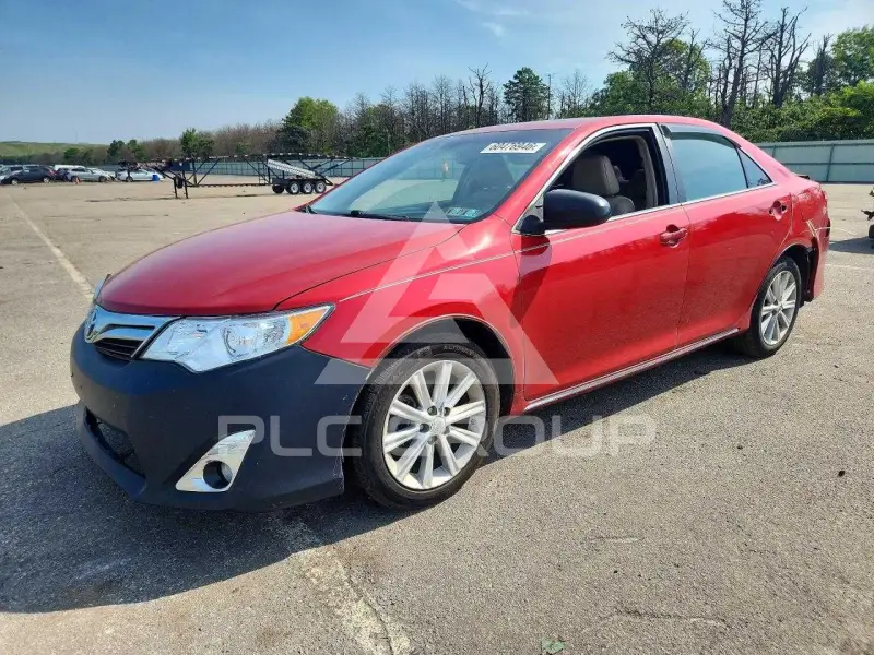 2012 Toyota CAMRY фото