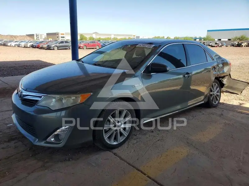 2012 Toyota CAMRY фото