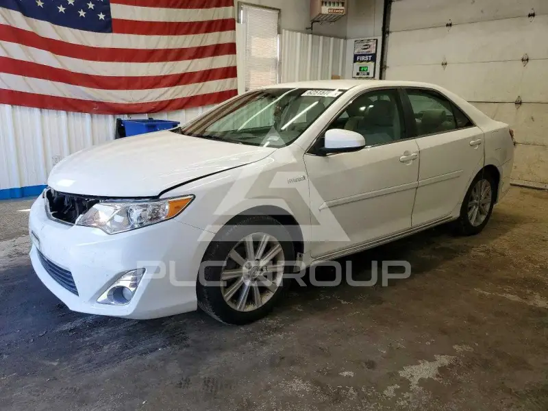 2012 Toyota CAMRY фото