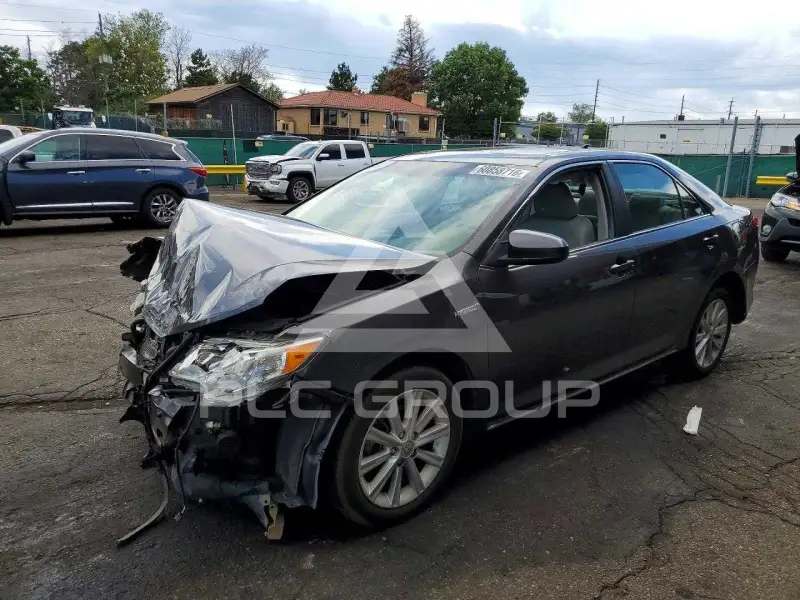 2012 Toyota CAMRY фото