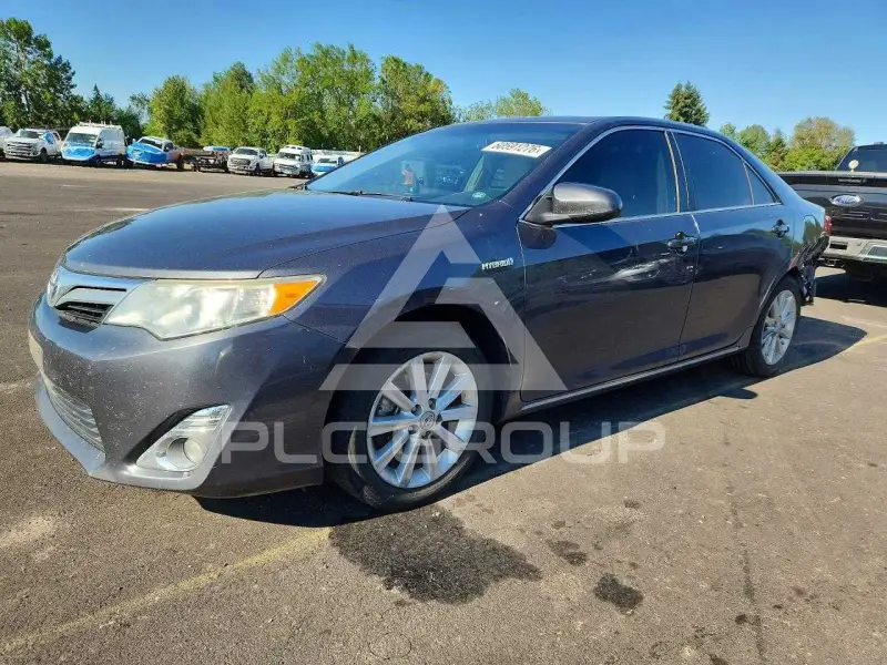 2012 Toyota CAMRY photo