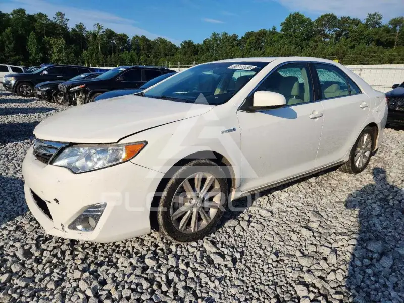 2012 Toyota CAMRY фото
