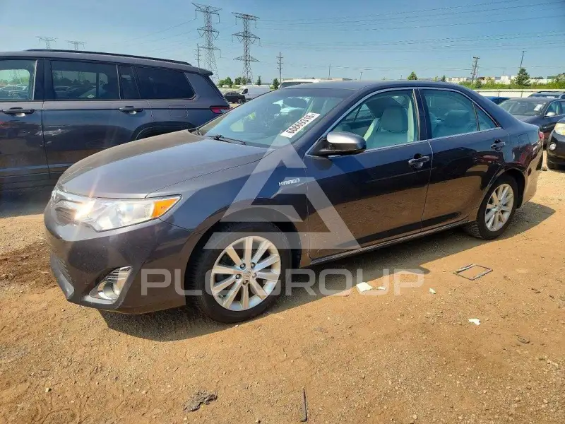 2012 Toyota CAMRY фото
